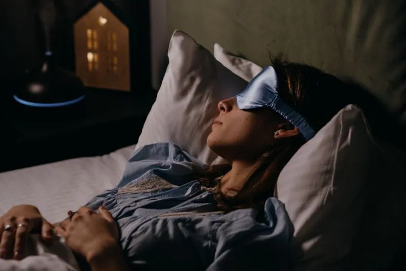 Trade Your Phone for Your Voice: A 5-Minute Humming Ritual That Might Help You Fall Asleep Faster